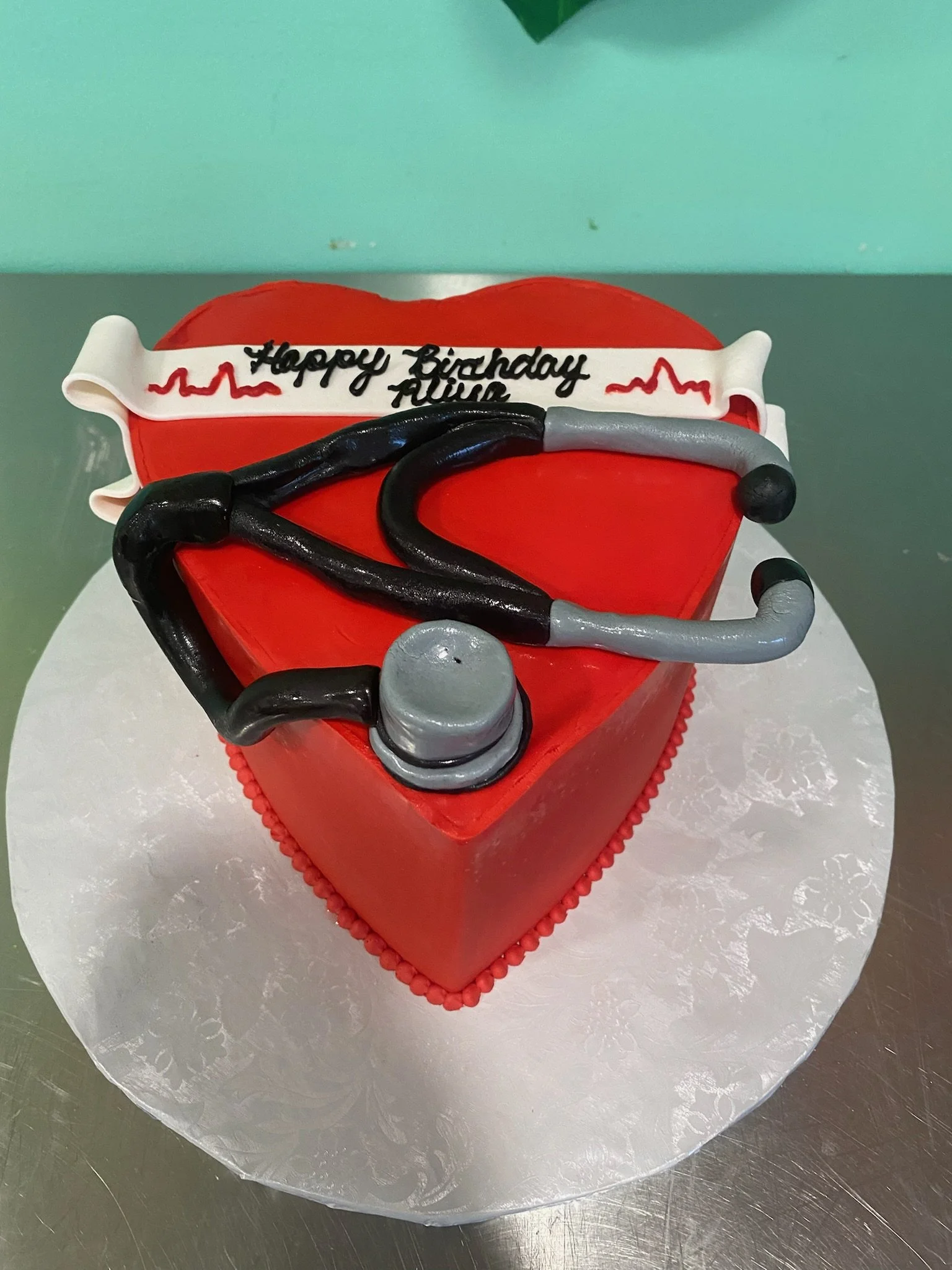 Red white pokemon pokeball cake