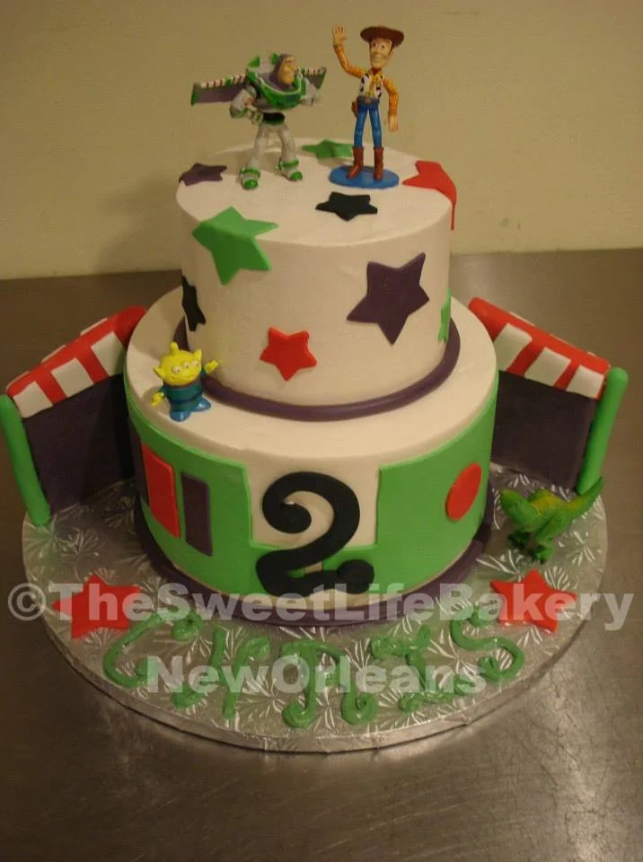 Kids circus carnival three tier cake