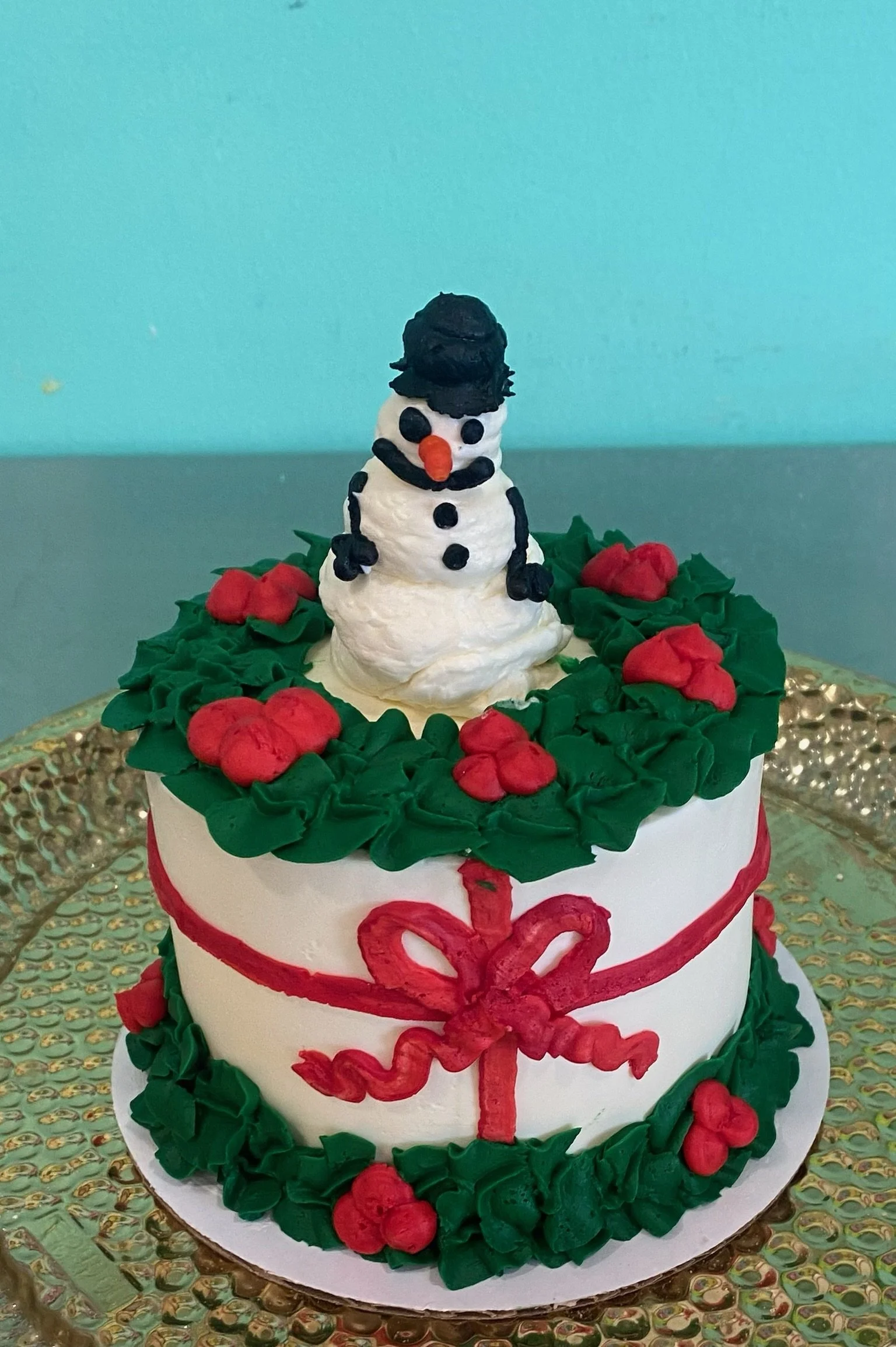 White green red snowman christmas holiday cake