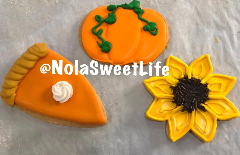 Orange pumpkin sunflower fall autumn cookies