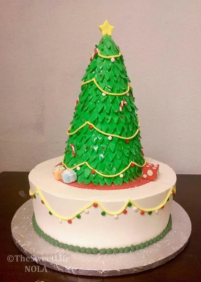 Green christmas tree cone cake